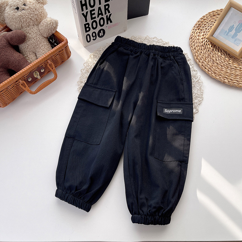 Boys' long pants 2023 Spring and Autumn style Children's black slop work pants Loose casual pants Boys' baby looks stylish full figure