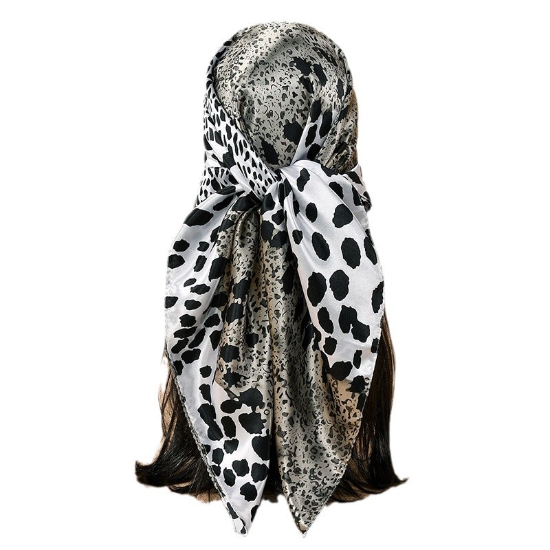 Cross-border bestseller Autumn new leopard print color-blocking 90cm square scarf, European and American fashionable style scarf, headscarf and shawl Item Picture