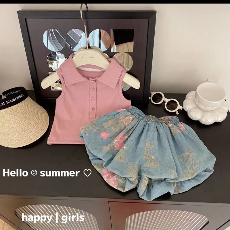 Children's lapel vest, flower bud pants set, spring girls' stylish and trendy short pants set in stock full figure