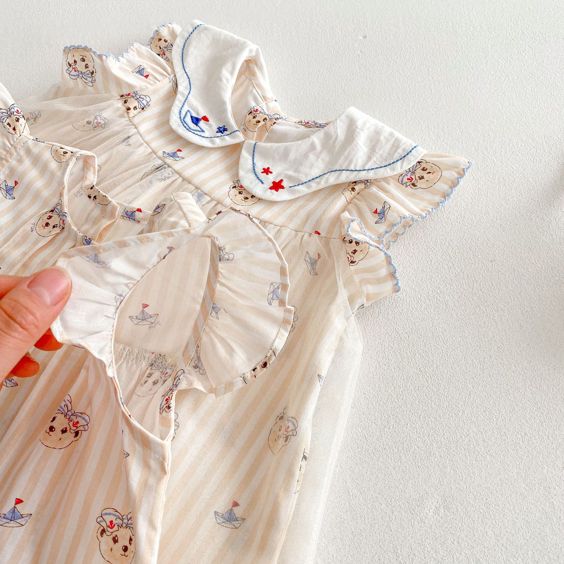 Girls' cartoon net gauze dress 2025 new summer girls' baby sailing bear dress Trendy children's Korean-style dress Application Scenario