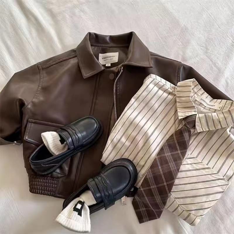 Children's long-sleeved shirts with a school style for spring 2024, featuring Korean-style fashionable striped casual tie shirts for both boys and girls Application Scenario