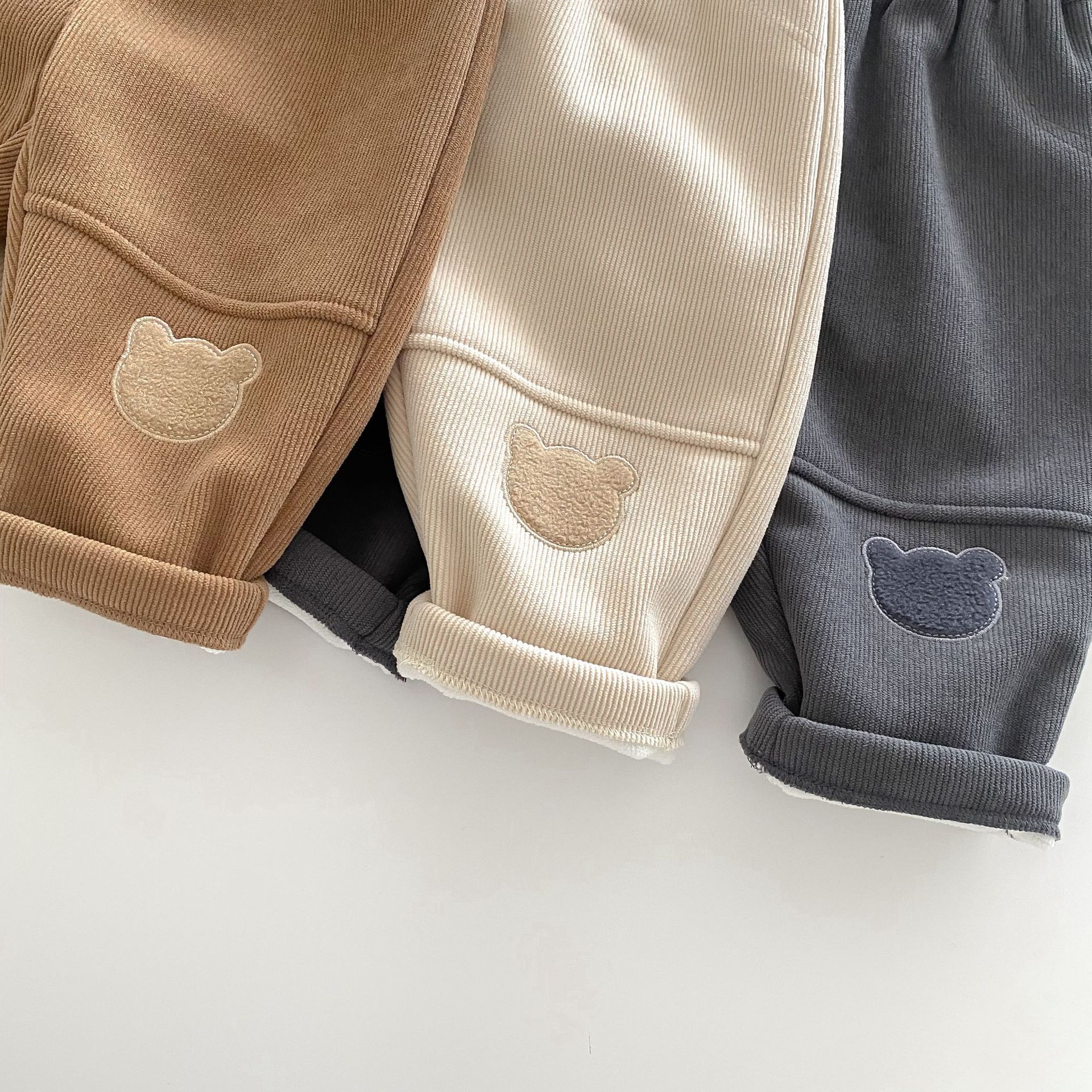 Children's corduroy pants Winter Class a Korean version boys' patch and fleece pants Baby bear casual pants Trend AK510 Application Scenario