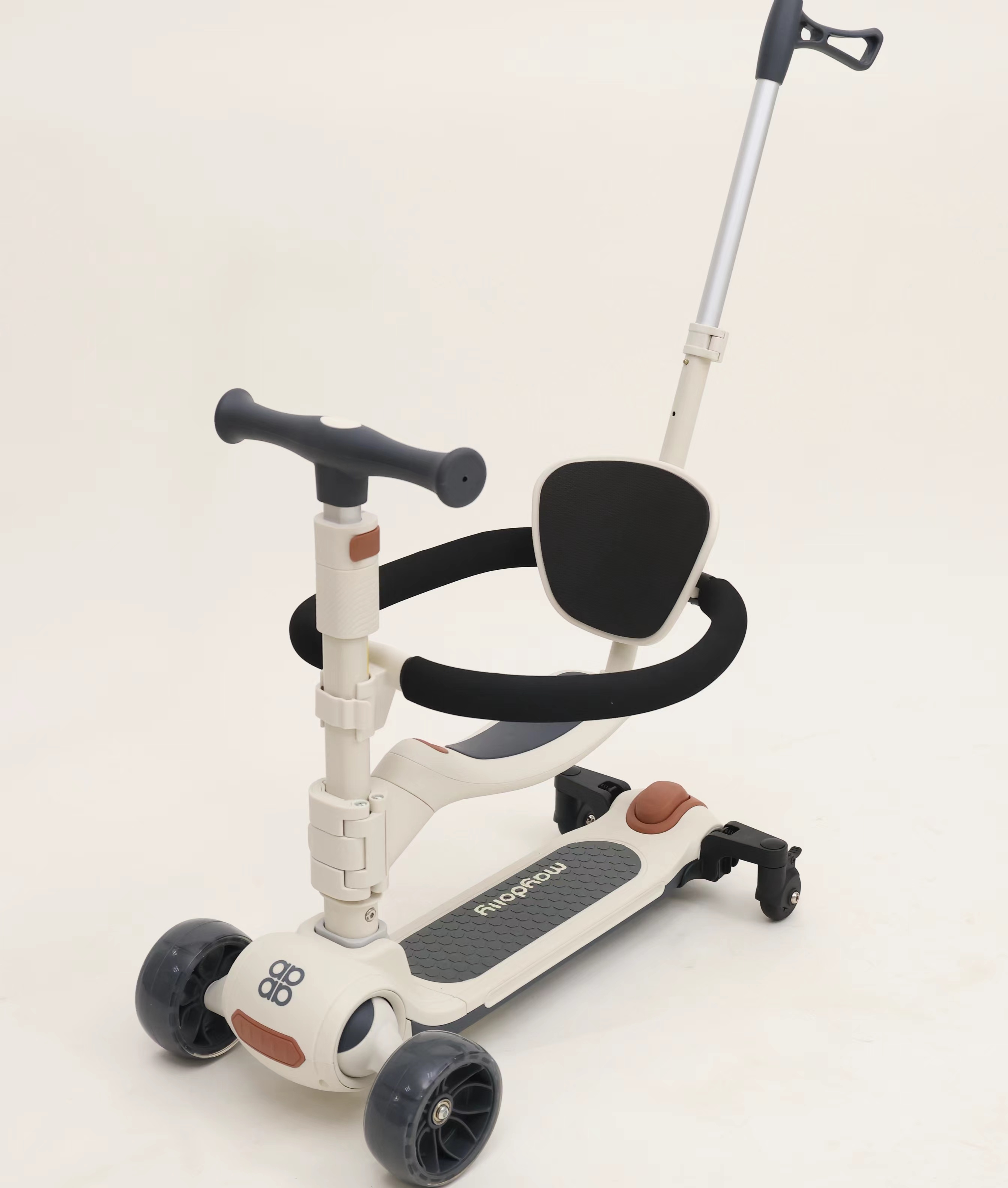 儿童车滑板车/童车/儿童滑板车卡皮吧啦/滑板车儿童/儿童滑板车产品图