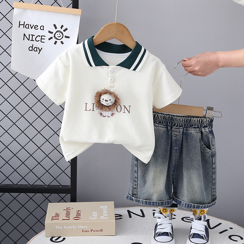 A new summer 2024 Korean-style children's short-sleeved and short-shorts set featuring lion for boys details Picture