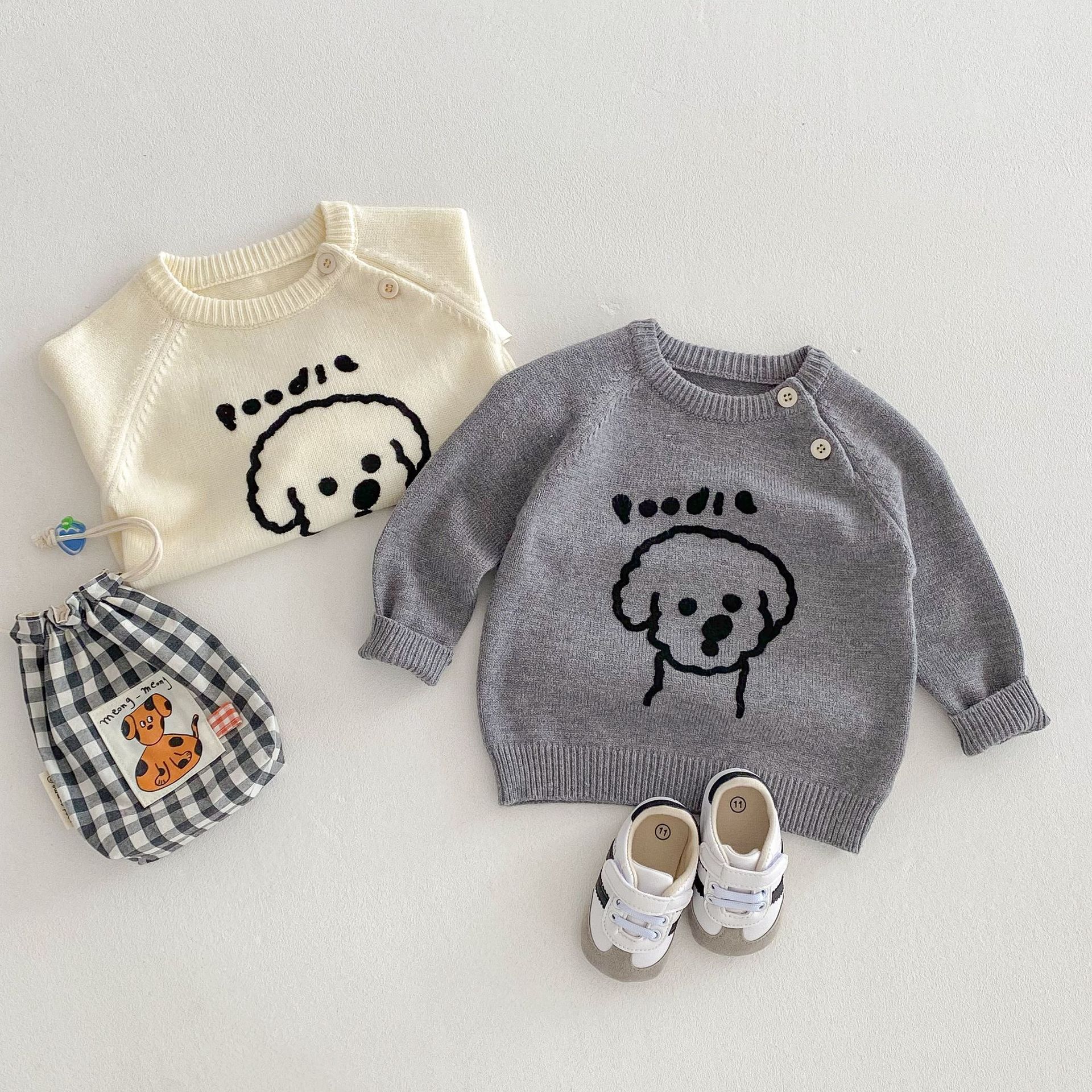 Children's fashion sweater 2025 Spring Boys' Korean-style towel embroidered letter knitted sweater Baby cartoon spring clothes top details Picture