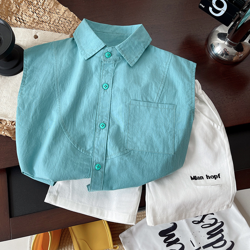 Nanbao's 2025 new Korean-style simple summer outfit for boys is fresh and light blue sleeveless shirt and 5-inch pants set, which is cool and trendy full figure