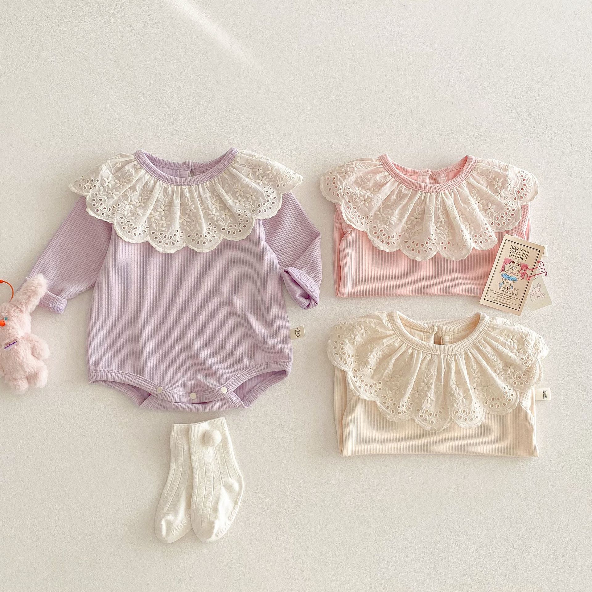 Baby Super cute flatbed dress 2025 New Spring Baby lace collar one-piece dress, solid color ribbed baby coat details Picture