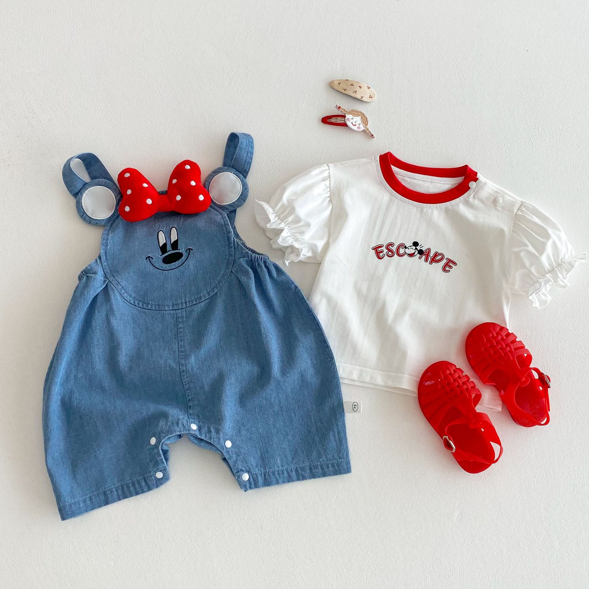 Girls' cartoon T-shirt 2025 New Style Summer Girls' baby stylish Korean lettered base shirt Children's summer top Specification drawing