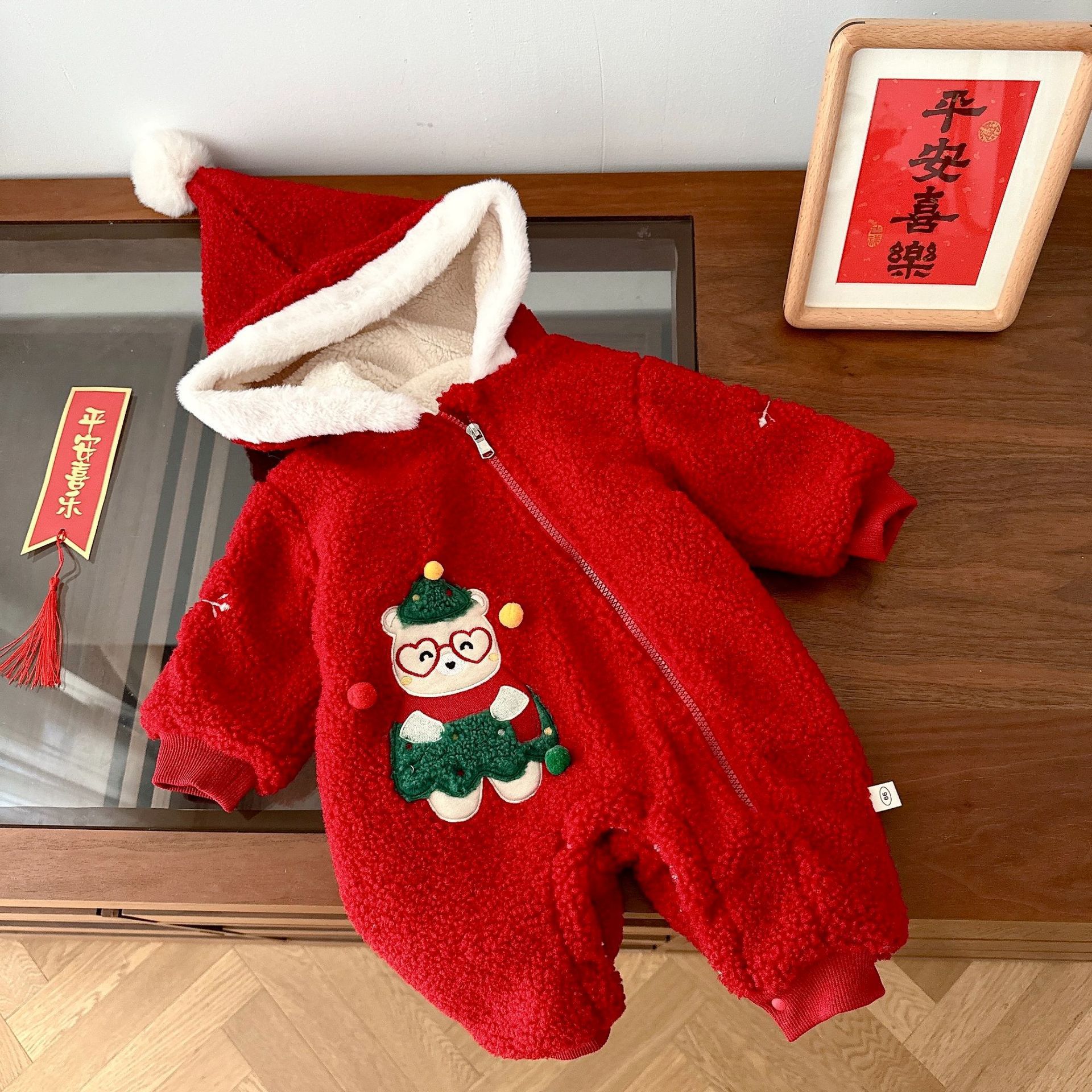 Baby's stylish little bear crawling suit for winter babies aged 0-2, thickened MAO MAO Ha Yi baby one-piece suit for Christmas AL748 full figure