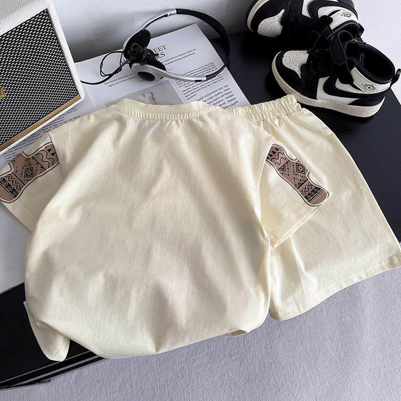 Boys' short-sleeved T-shirt set, cool and stylish Summer 2025 New style 3 Children's wear, baby sports summer wear, stylish two-piece set Specification drawing