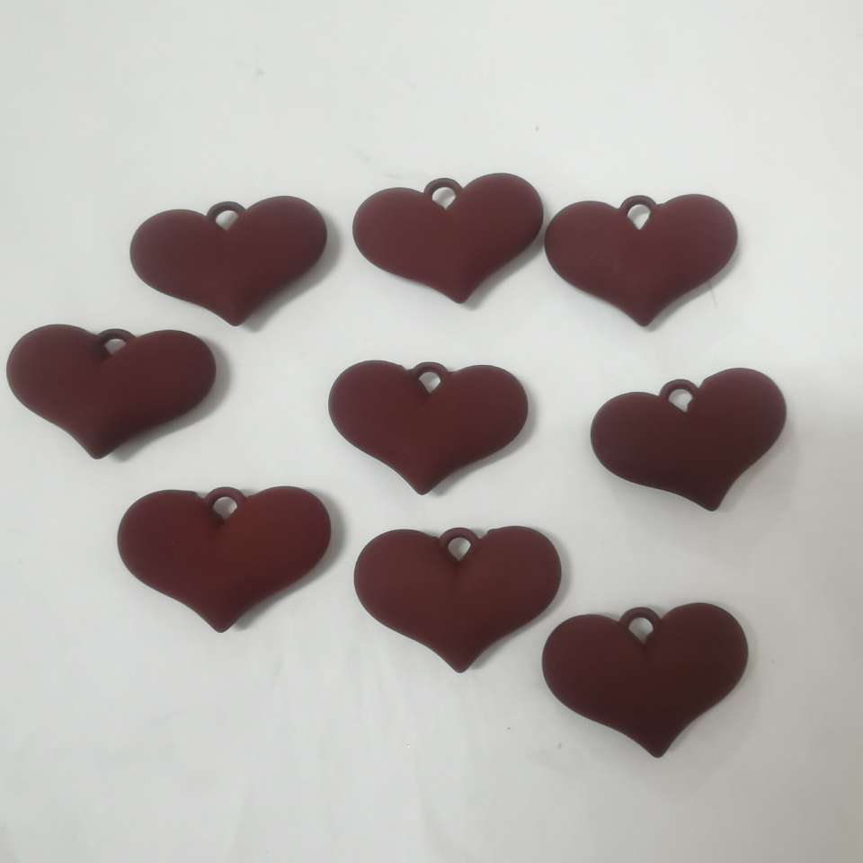 DIY jewelry accessories, hot sales, wholesale of hand-painted heart-shaped pendants, frosted necklaces, pendants and accessories. 209 pieces per package Item Picture