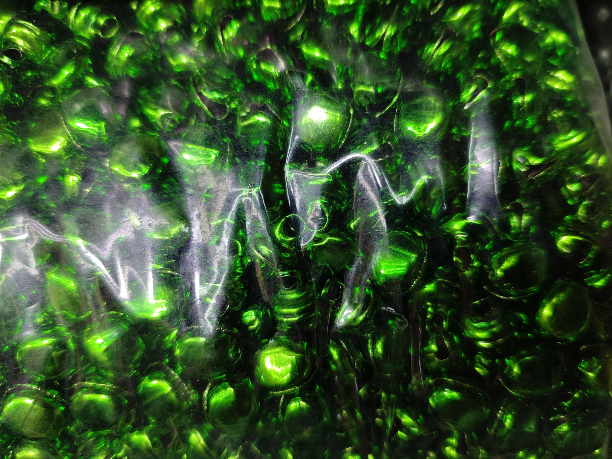 The new 2025 premium bell fish mouth bell in emerald green can be used as Christmas items, car pendants, Chinese knot pendants, and is specially designed for bracelets and necklaces. The styles are complete and the prices are reasonable. , details Picture