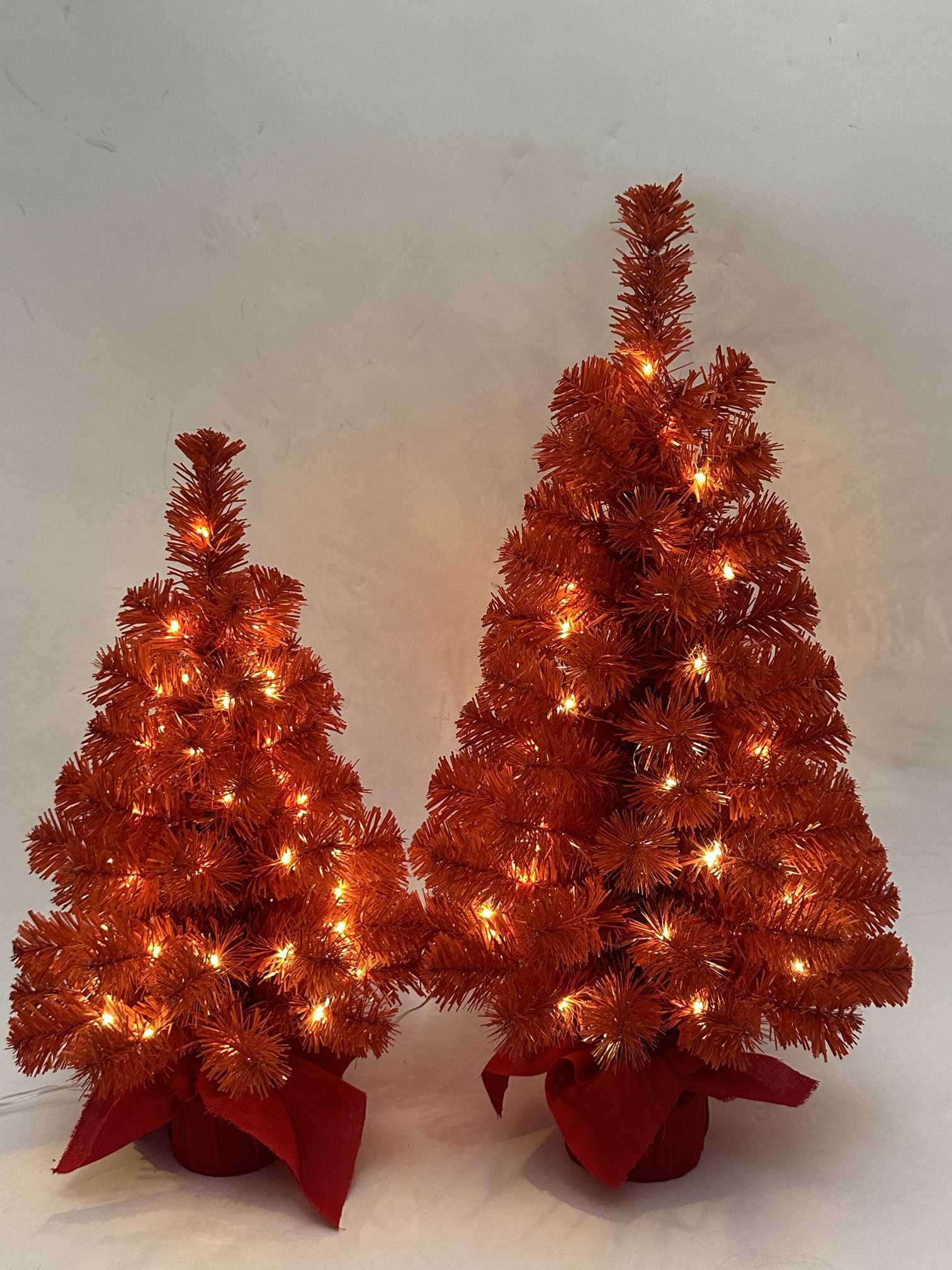 圣诞树，红色圣诞树，植绒加灯红色圣诞树