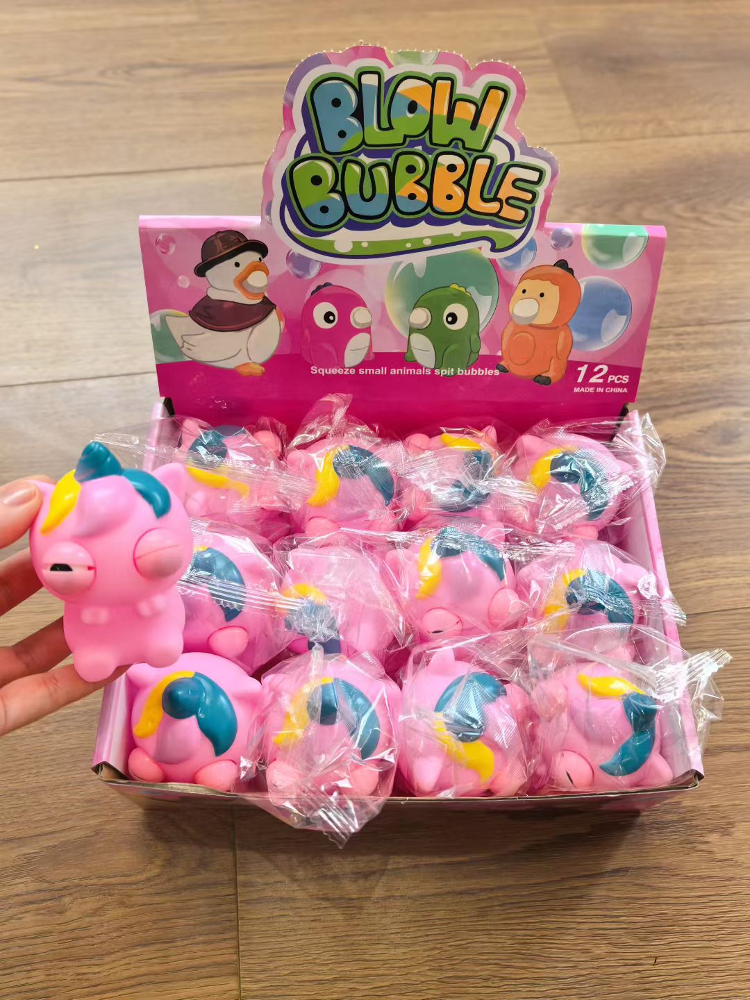 挤压解压发泄捏捏独角兽娃娃拉扯玩具