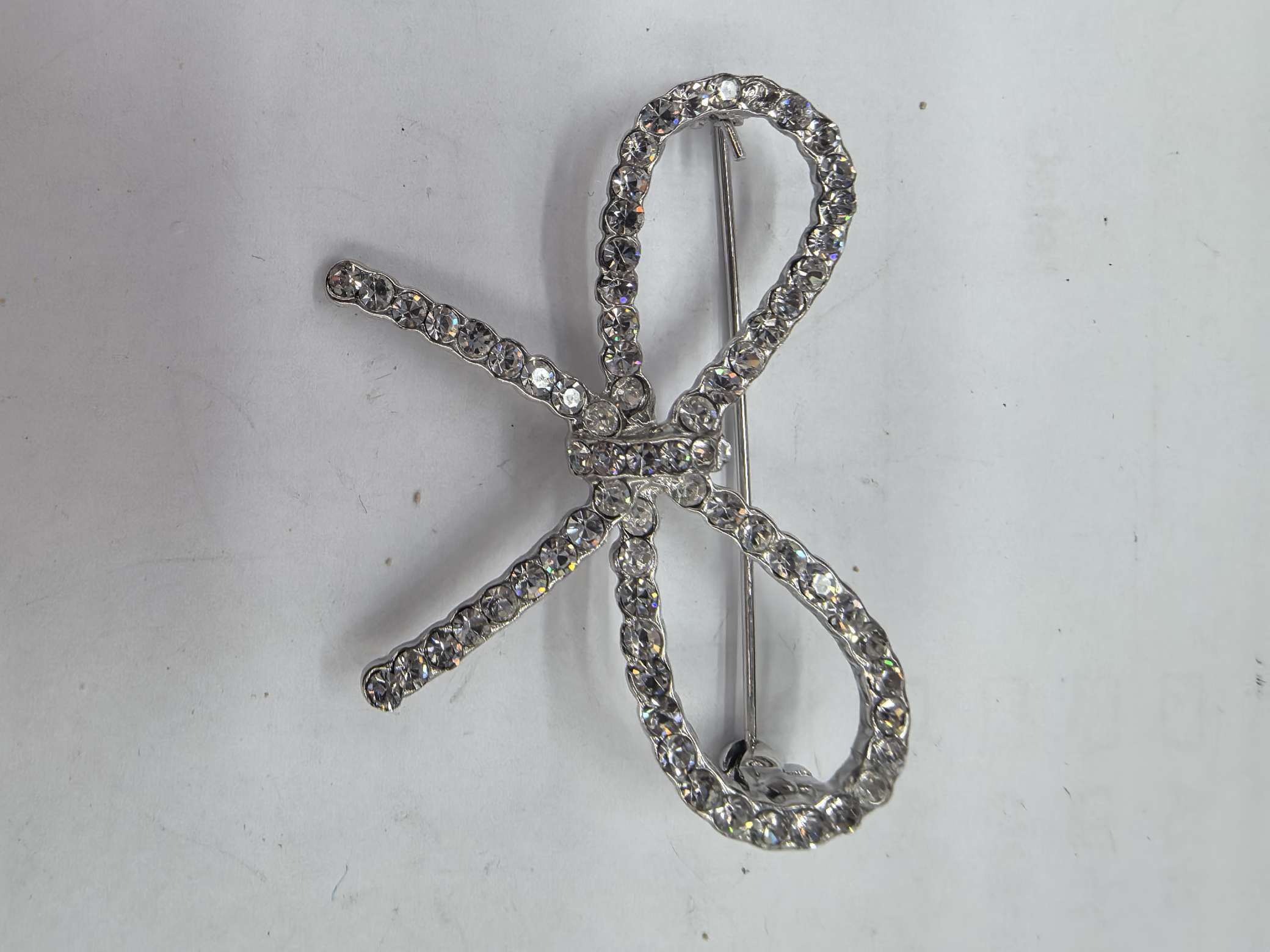 合金胸针大蝴蝶结，百搭时尚爆款