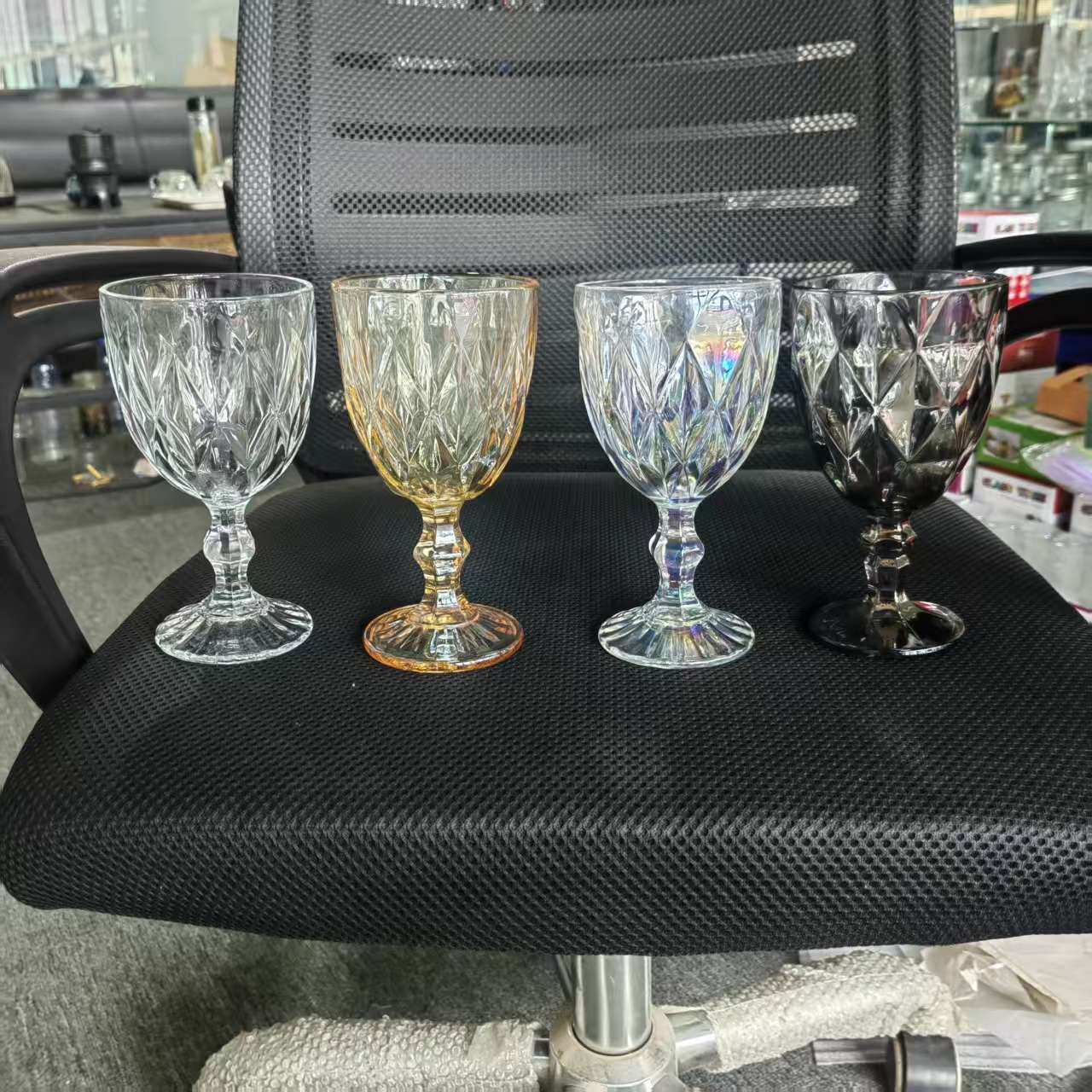 日用百货玻璃高脚杯 炫彩高脚杯 钻石高脚杯 红酒杯 水杯透明玻璃杯子家用办公杯具套装详情图3