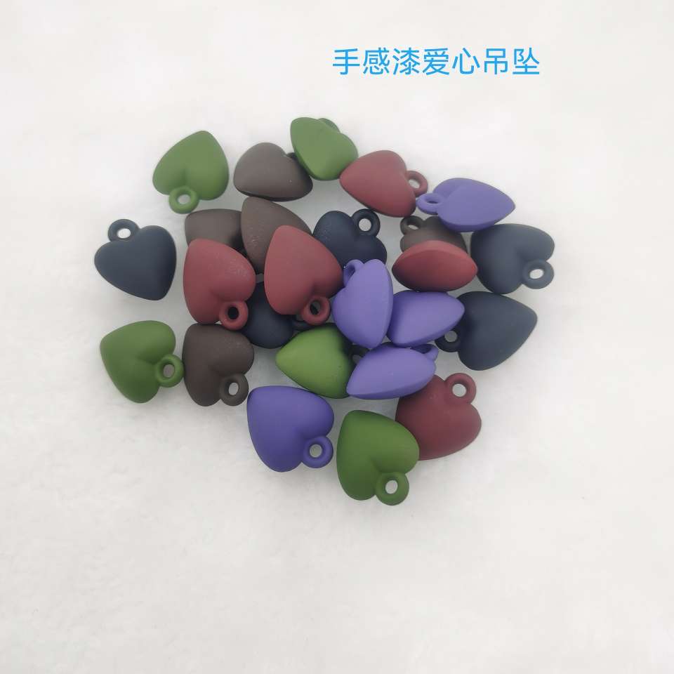 New DIY jewelry accessories, acrylic hand feel paint heart heart pendant, keychain bag, mobile phone chain pendant, 500 pieces per package detail image 3