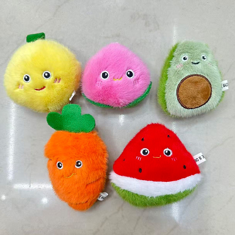 毛绒挂件/毛绒公仔挂件/盲盒/毛绒玩具/毛绒玩具巴尔干灰狼产品图