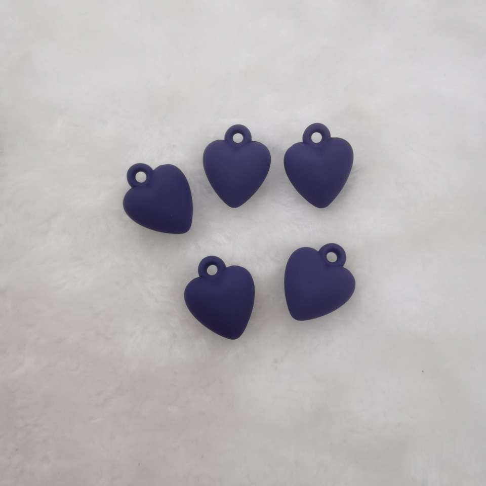 New DIY jewelry accessories, acrylic hand feel paint heart heart pendant, keychain bag, mobile phone chain pendant, 500 pieces per package detail image 7