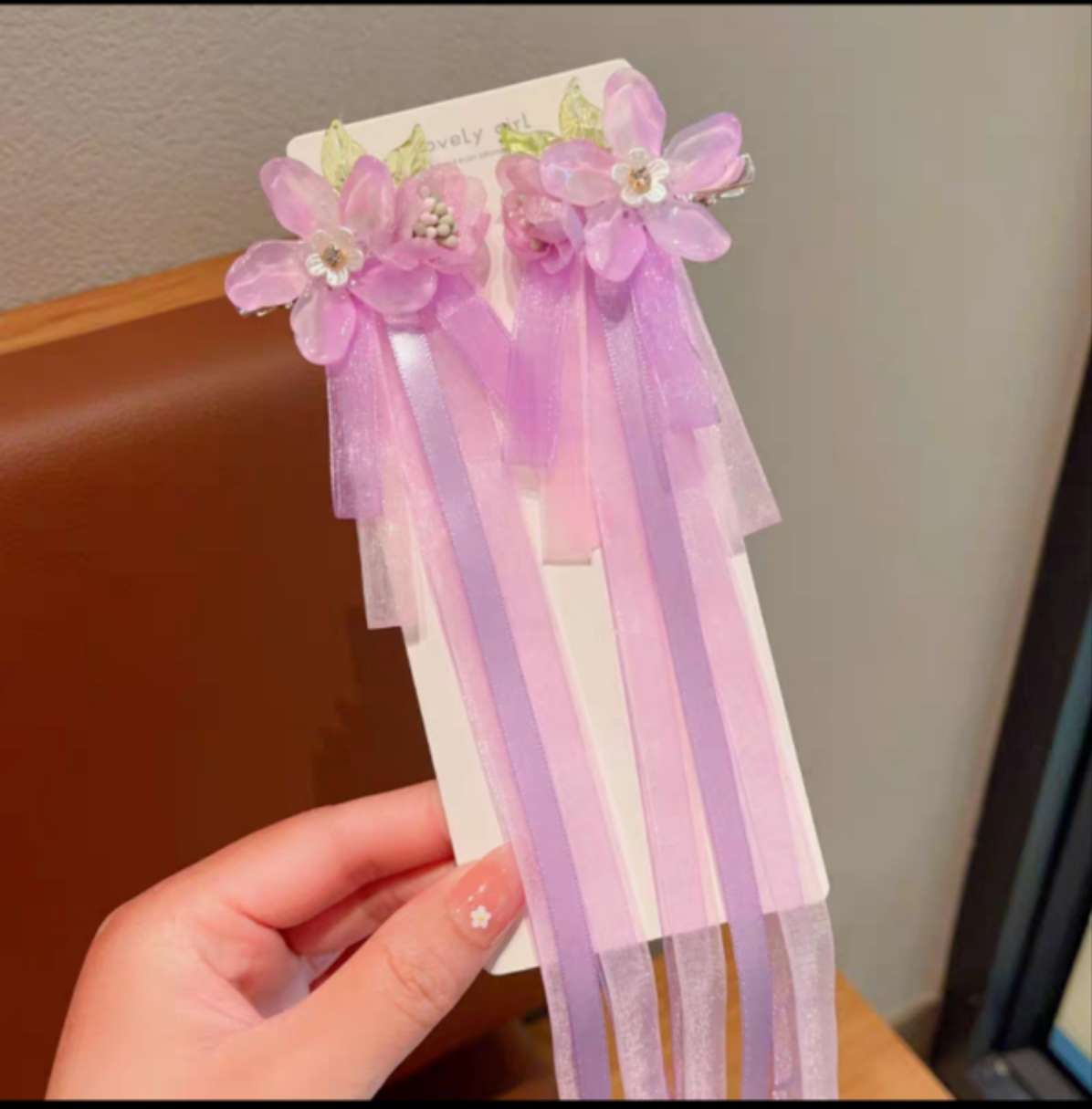 2025 New ancient-style headwear, children's super fairy tassel hair clip, girls' Hanfu bow ribbon, hair-safe headwear Application Scenario