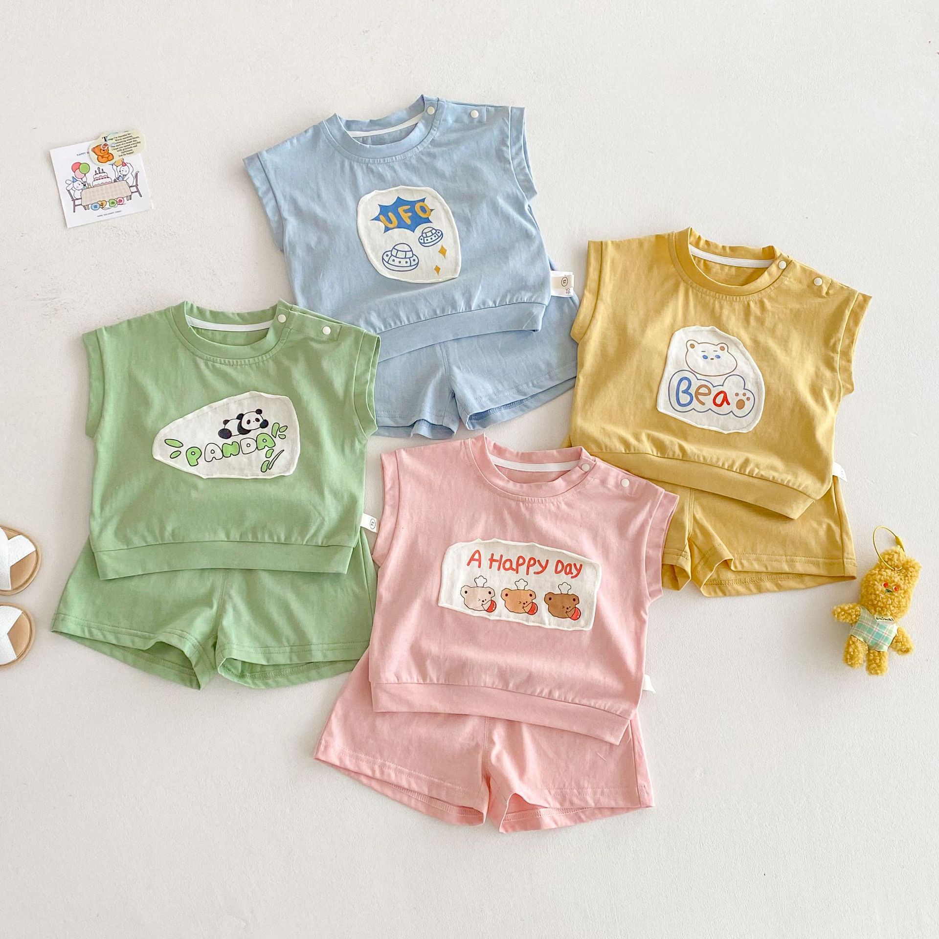 儿童贴布套装2025新款夏季女童字母卡通背心男童纯色短裤薄两件套