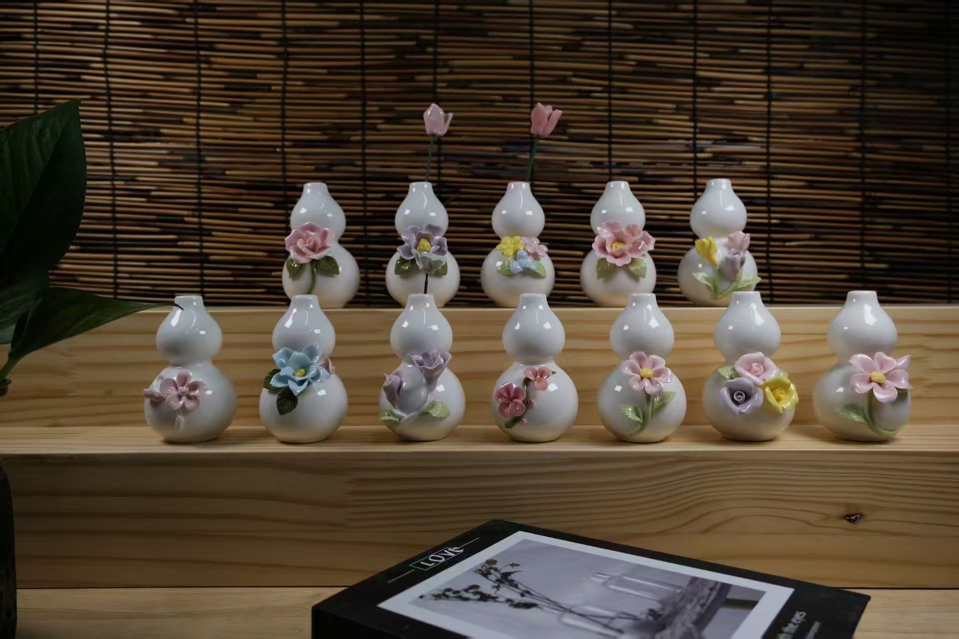 Ceramic vases, creative decorative items, aromatherapy decorative artworks, paper vases, resin vases, home furnishings Specification image