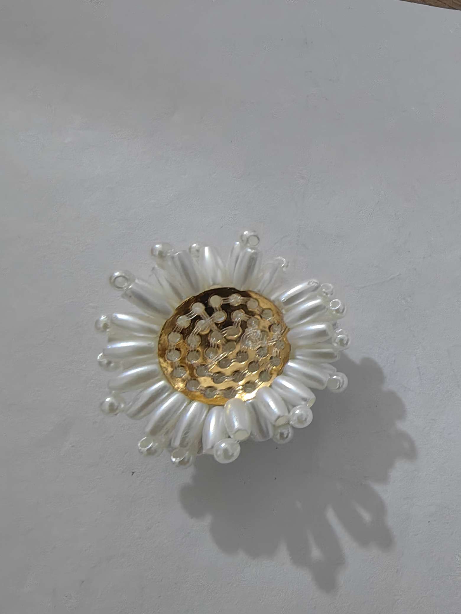 New pearl flower fashion accessories are carefully selected. Versatile decorative accessories and creative accessories are essential for matching Specification image