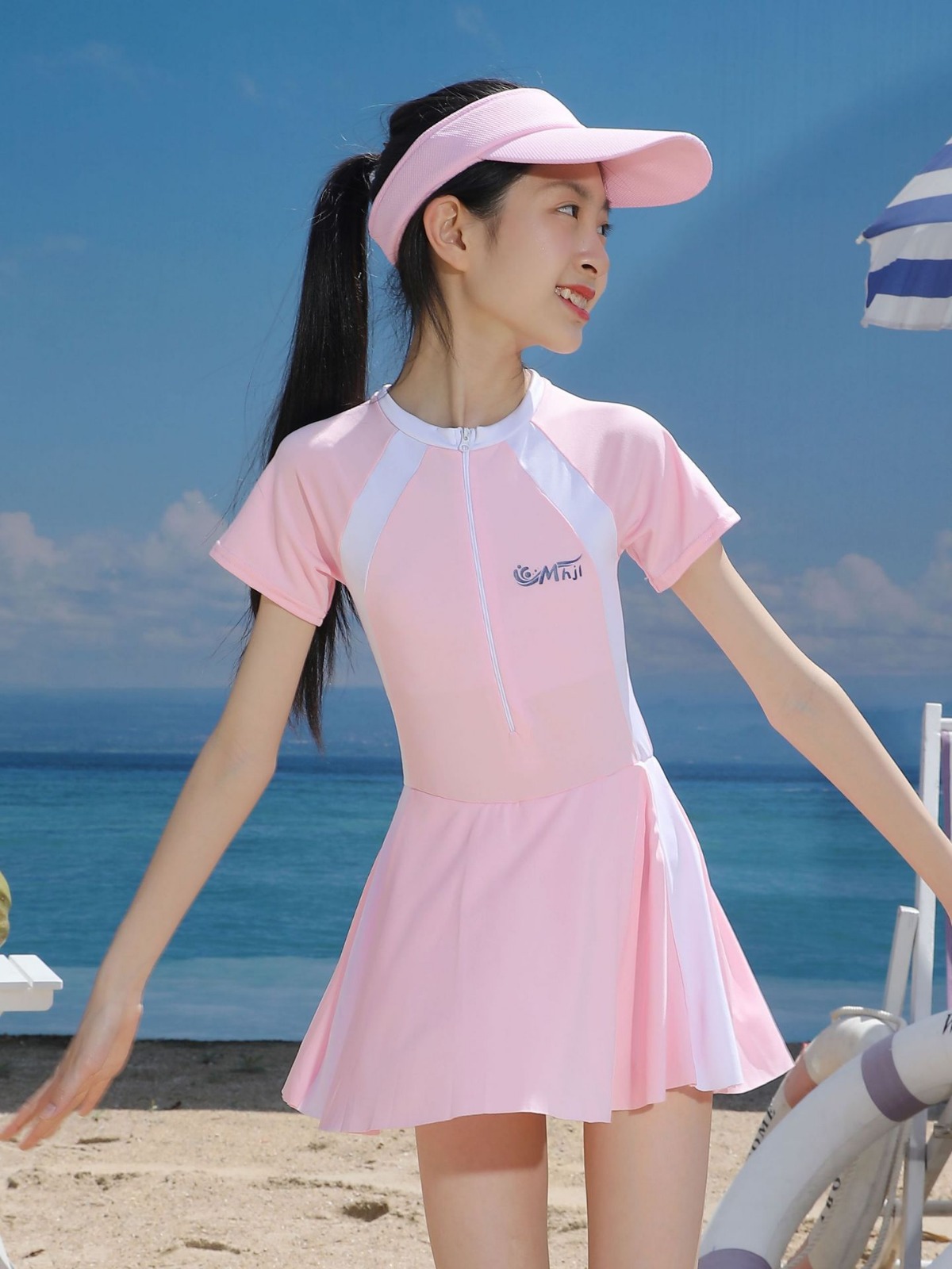 儿童泳衣女孩连体新款女童中大童初中生保守游泳专业训练泳装57657