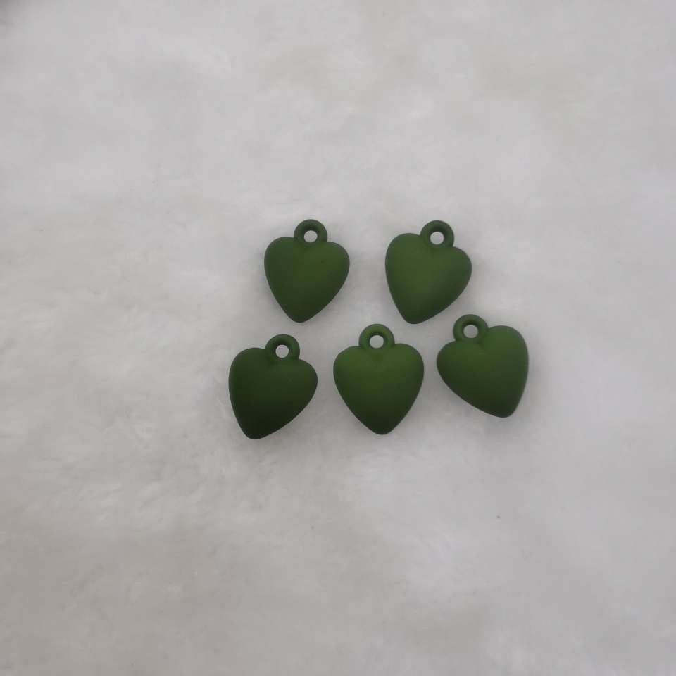 New DIY jewelry accessories, acrylic hand feel paint heart heart pendant, keychain bag, mobile phone chain pendant, 500 pieces per package detail image 6