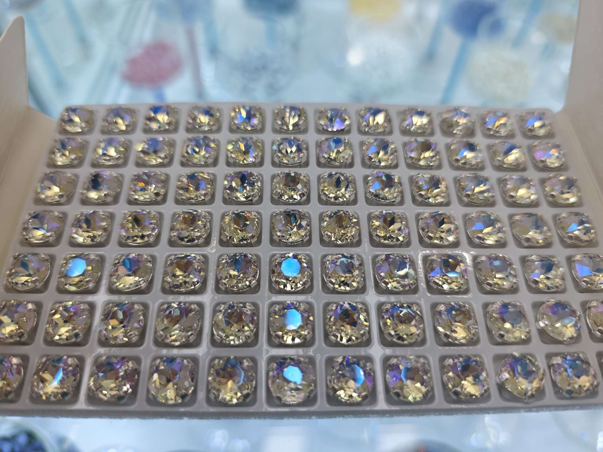 High-quality crystal glass claw diamond DIY jewelry materials, multi-color and multi-size handcrafted accessories