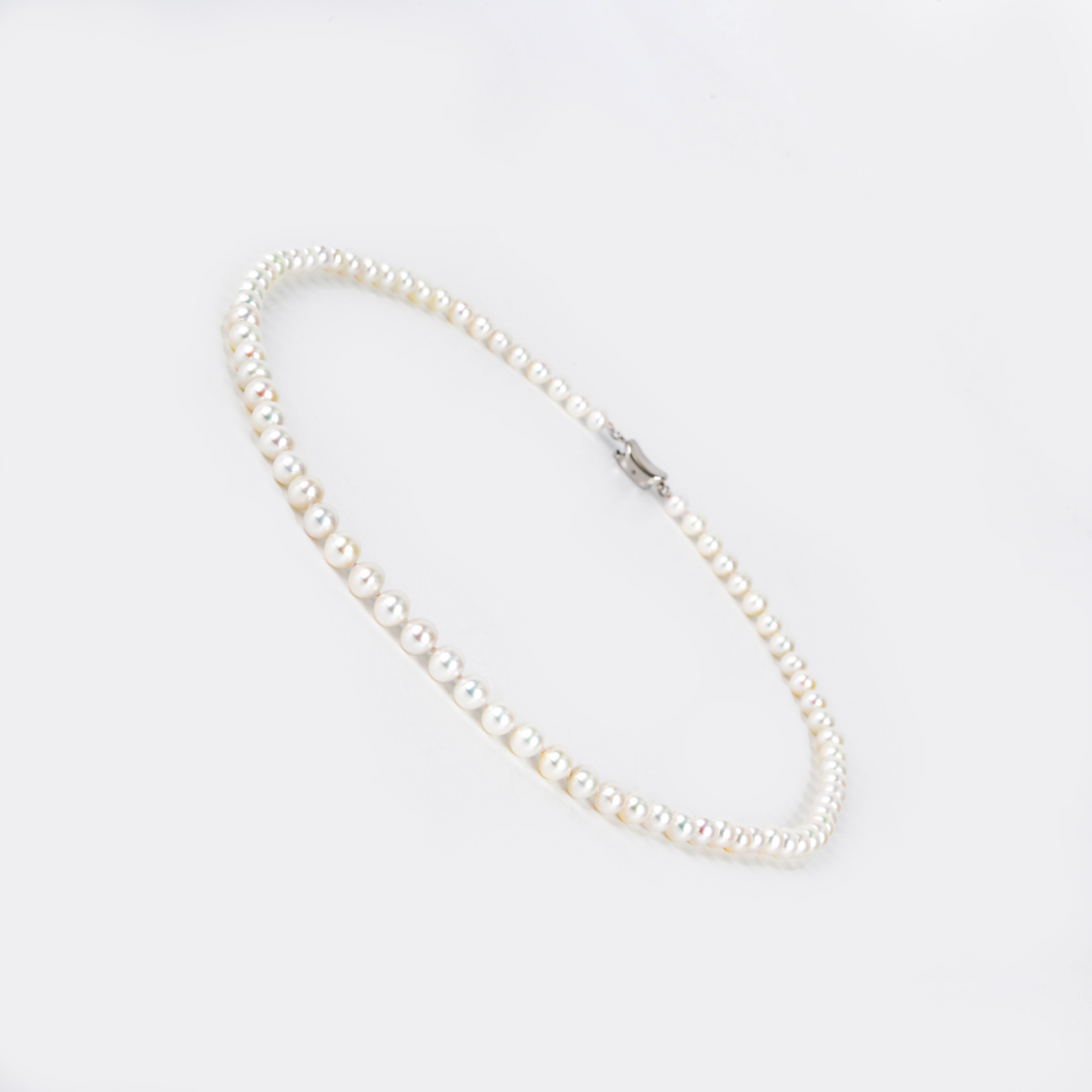This genuine nearly round natural freshwater pearl necklace is a high-end gift box for mothers and elders on Mother's Day Specification image