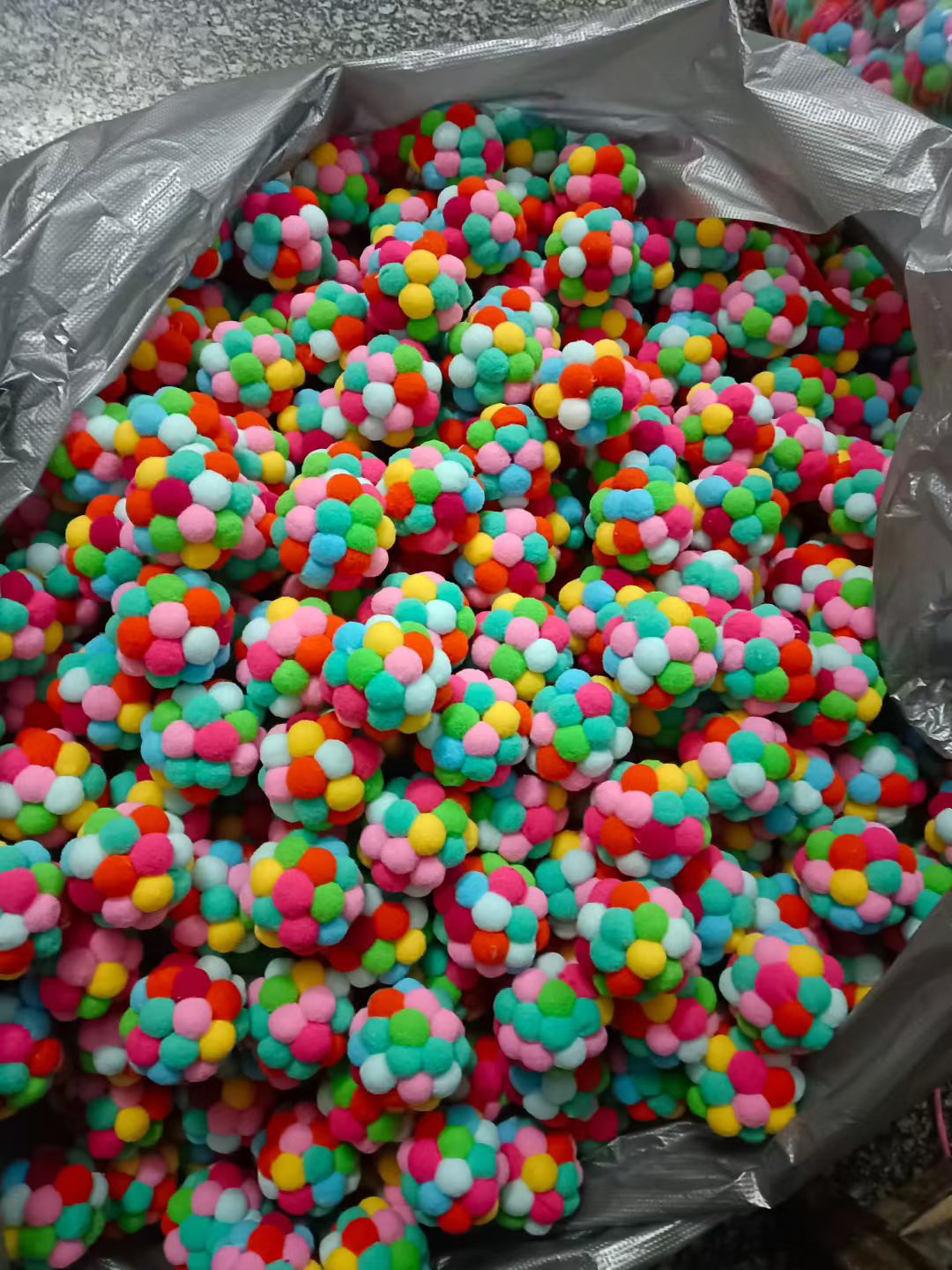 裤脚贴/妈咪扣/羊毛毡/蝴蝶扣/可调节细肩带产品图