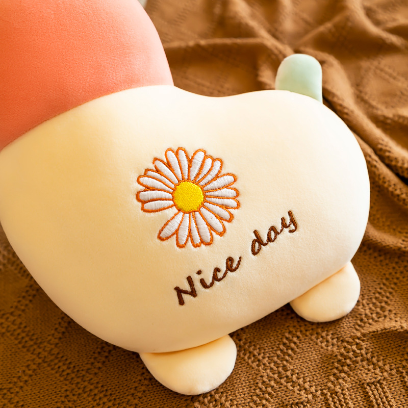 Cute giraffe throw pillow, long pillow, plush toy, girl soothing doll, new creative gift Application Scenario