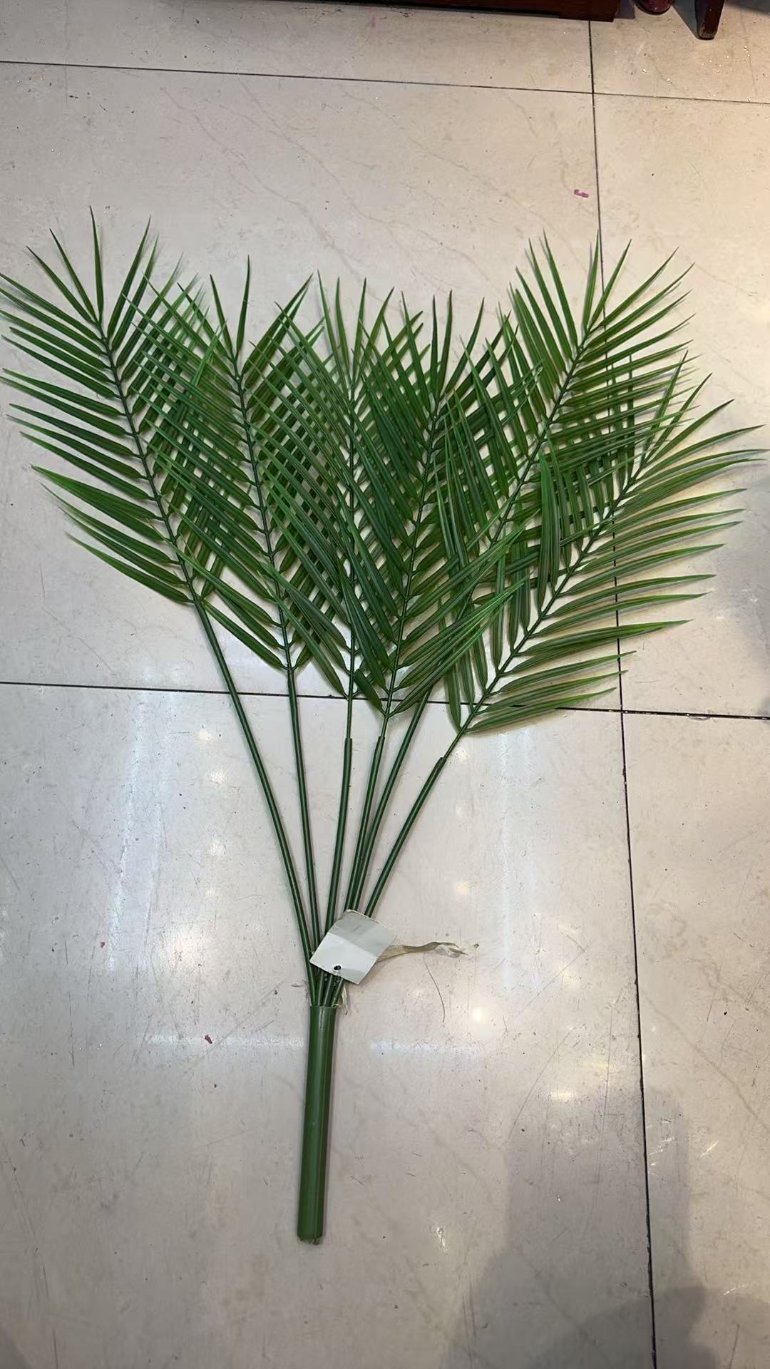 现货仿真棕榈叶散尾葵家居婚庆摄影装饰北欧风仿真绿植假树