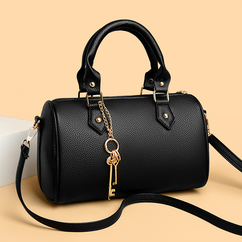 European and American retro women's casual bag, large-capacity hand-held shoulder bag, fashionable and versatile single-shoulder crossbody bag, soft leather bag thumbnail