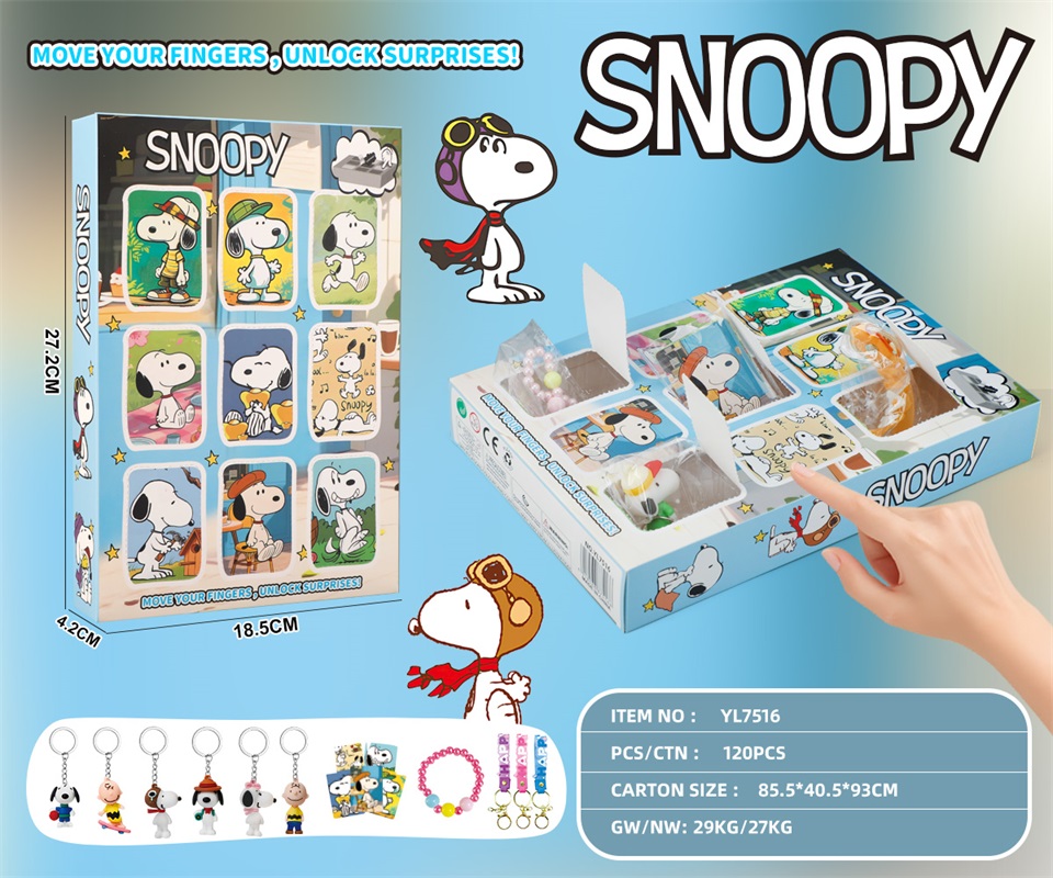 TK09721 Snoopy Keychain Plush Toy for a fun Hole-up Application Scenario