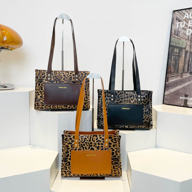 Spring and summer trendy cross-border leopard print large-capacity European and American style patchwork women's bags, tote bags, high-end and elegant single-shoulder bags full figure