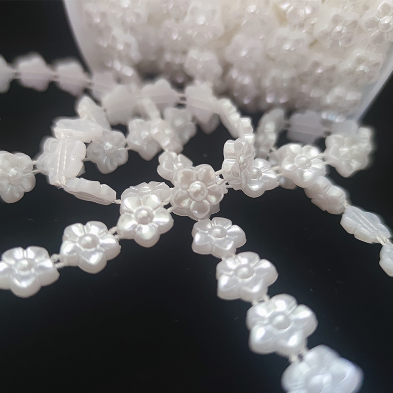 Double-row flower chain beads can be cut for festival clothing, wedding dresses, bouquets, bags, decorations, hair accessories, clothing, hats, accessories, chain beads and other accessories, about 15 meters in length Specification image
