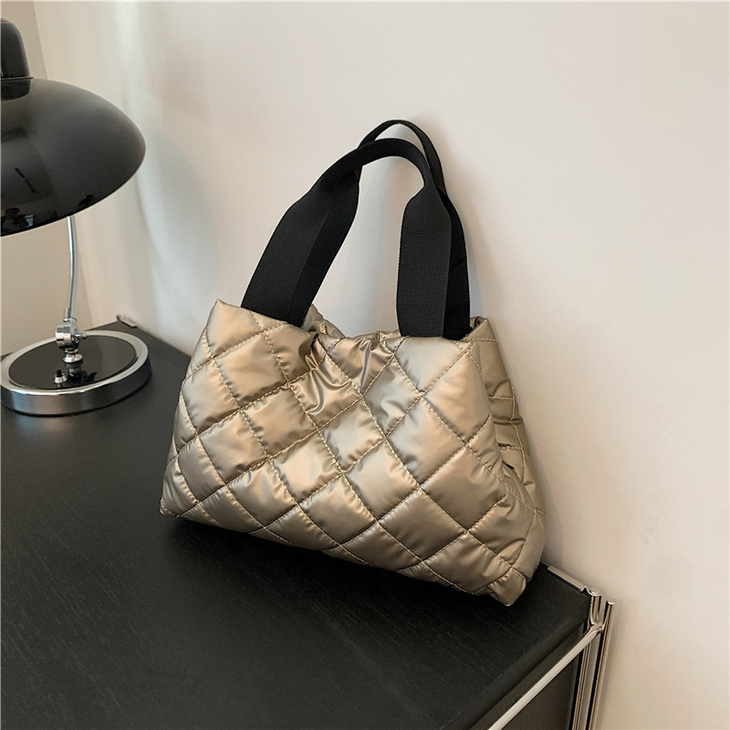 Space Cotton Jacket Bag 2025 Spring New Style Bag, women's fashion diamond-patterned embroidered thread women's single-shoulder armpit bag handbag Specification drawing