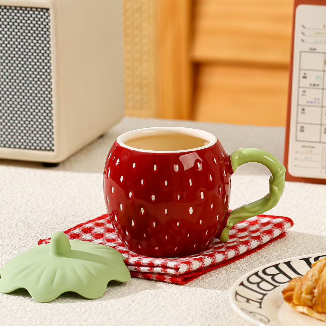 Daily necessities, ceramic mugs, enamel milk double-layered cups, creative cups, household coffee and tea sets, gifts Application Scenario