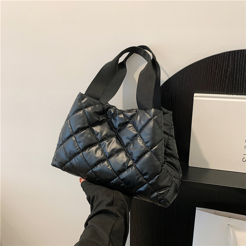 Space Cotton Jacket Bag 2025 Spring New Style Bag, women's fashion diamond-patterned embroidered thread women's single-shoulder armpit bag handbag details Picture