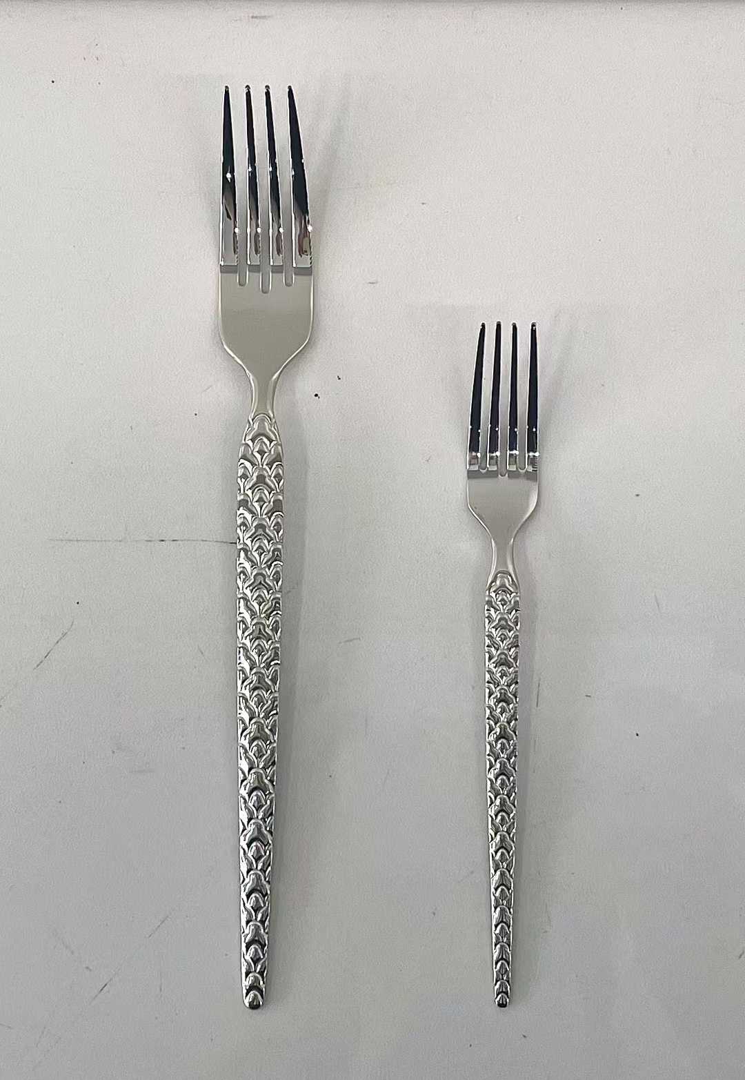 Stainless steel knife and fork set, Western tableware knife and fork two-piece set, steak knife and fork combination, stainless steel knife, fork and spoon three-piece set, household stainless steel knife and fork, portable travel knife and fork, picnic tableware set Specification image
