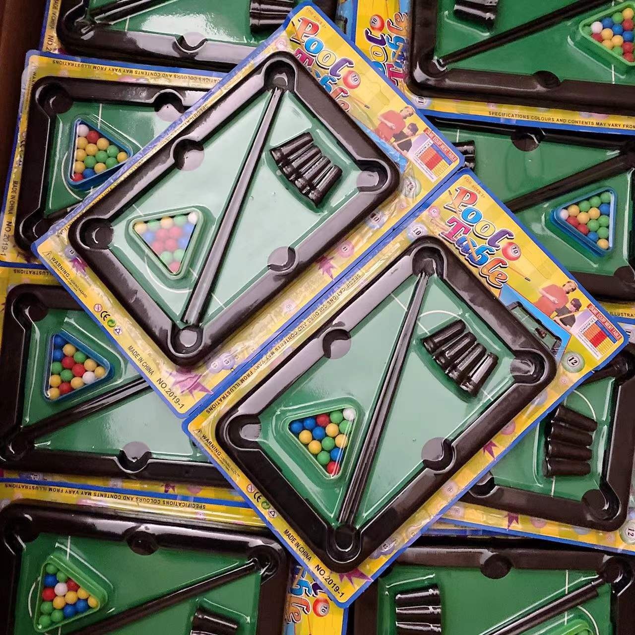 Mini billiard tables, children's gifts, night market small commodities, street stalls, toy wholesale, children's table tennis, fun and hot sales Application Scenario