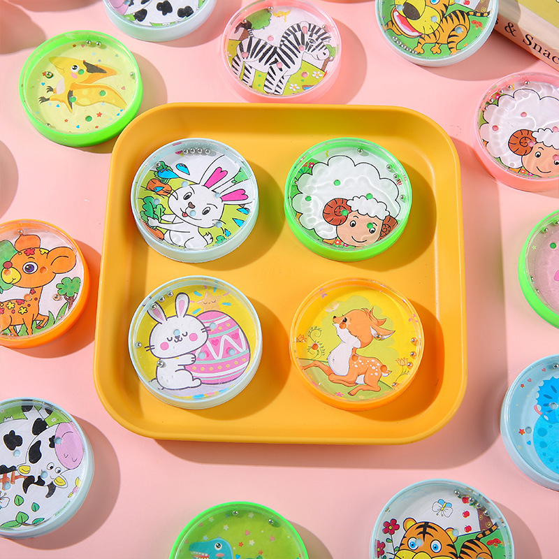 Children's disc maze, walking ball, hand balance ball, concentration training, educational toys, kindergarten gifts Application Scenario