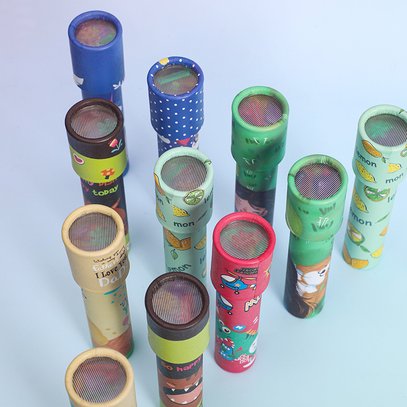 Large rotating kaleidoscope, magical and ever-changing interior view, kaleidoscope for children, kindergarten toys and gifts wholesale Application Scenario