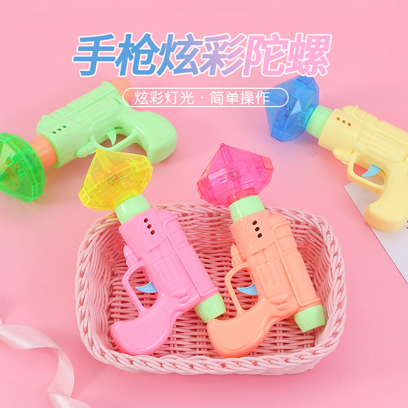 Wholesale of street stall supplies, flying bamboo dragonflies, flying saucers, frisbees, flashing gyroscopes, outdoor flying vehicles, and children's toys details Picture