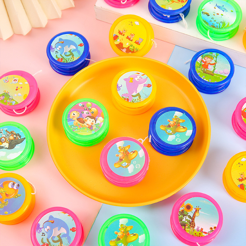 Kindergarten cartoon mini yo-yos, educational toys for children aged 3-6, yo-yos, kindergarten prizes, street stalls Specification drawing