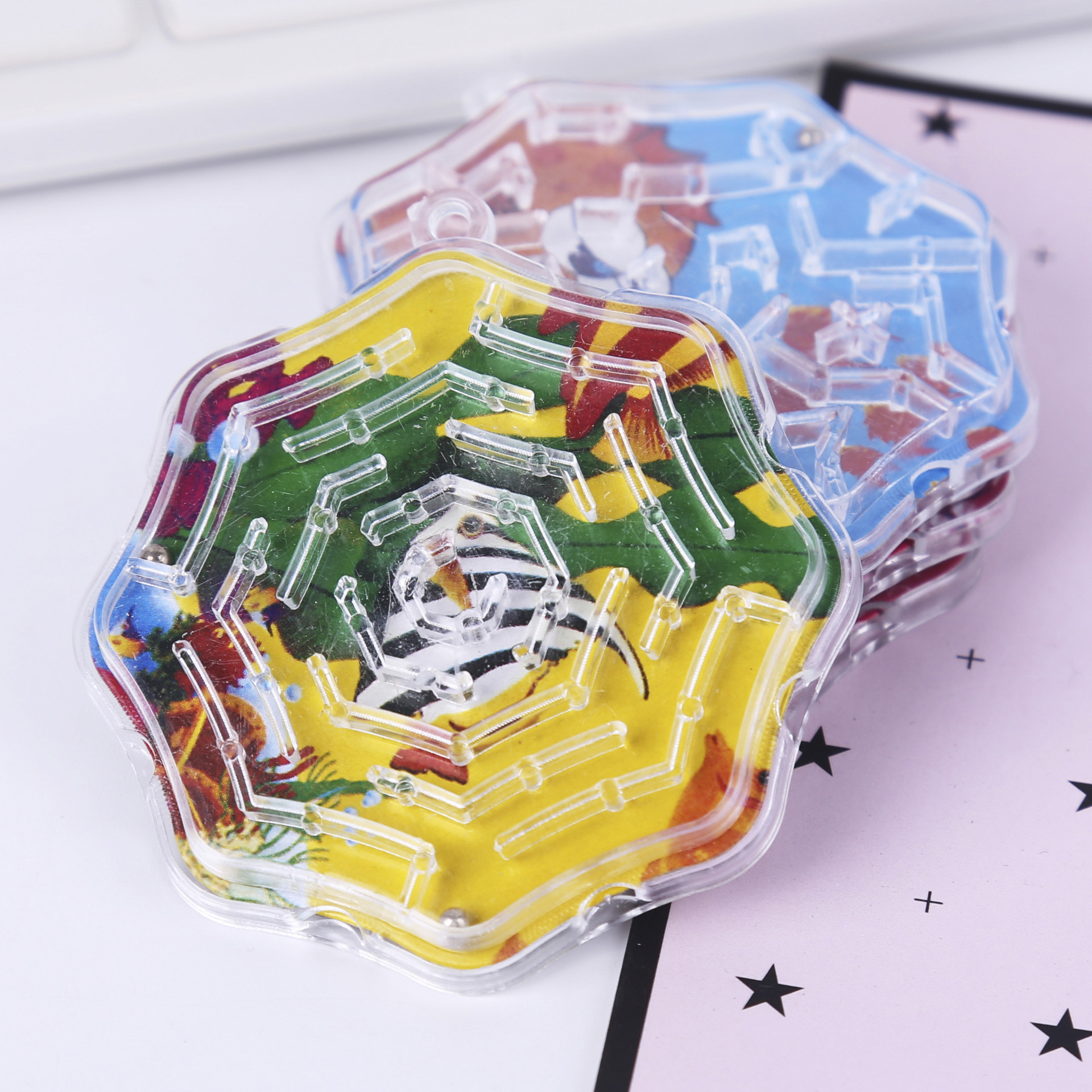 Circular maze, children's steel ball maze, educational toys, ball track maze, student prizes, street stall supply Specification drawing