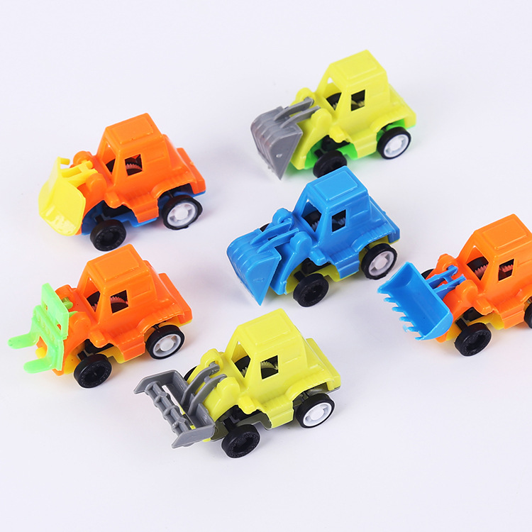 Children's educational toy cars, car models, plastic small cars, engineering vehicles, and small gifts are selling well at street stalls full figure