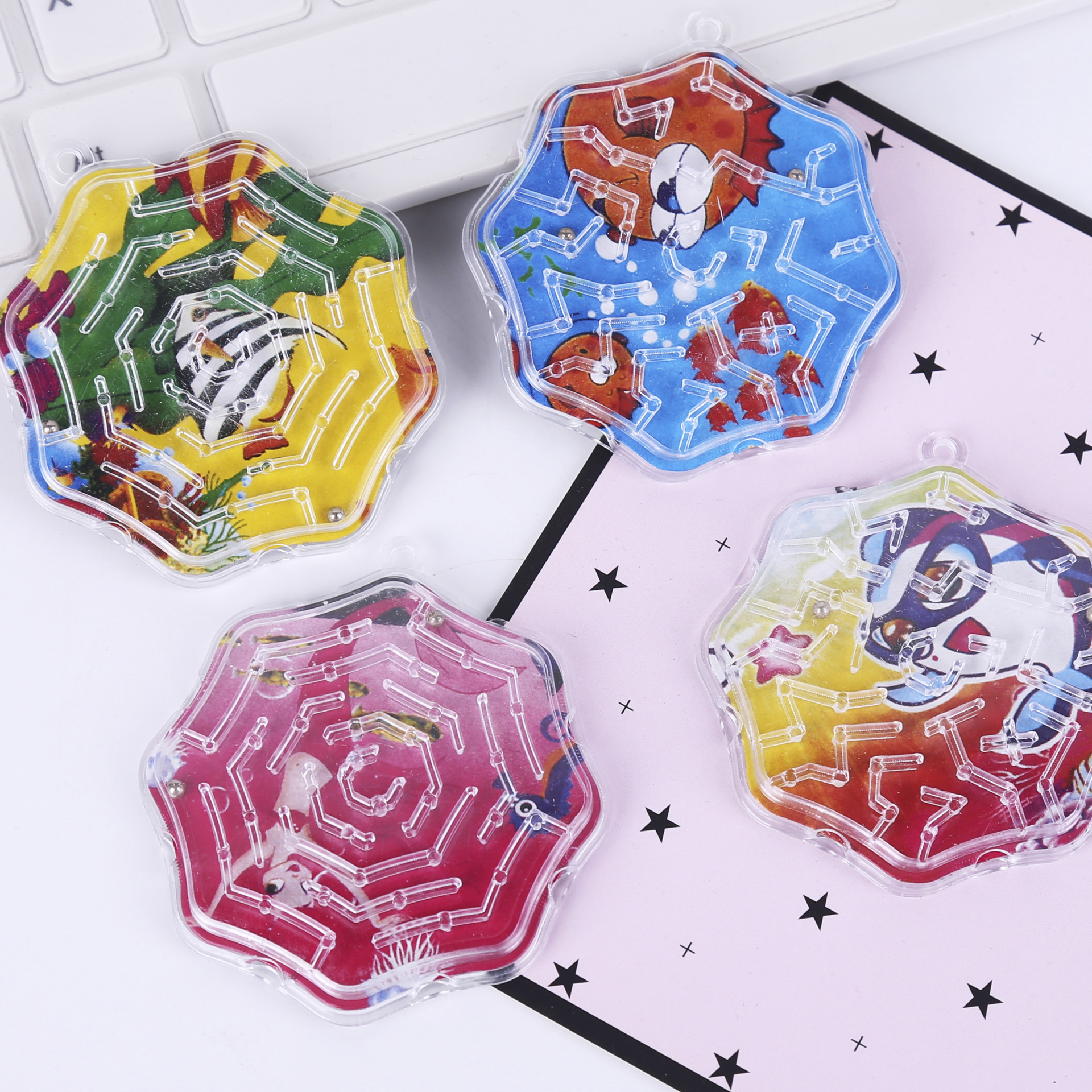 Circular maze, children's steel ball maze, educational toys, ball track maze, student prizes, street stall supply full figure